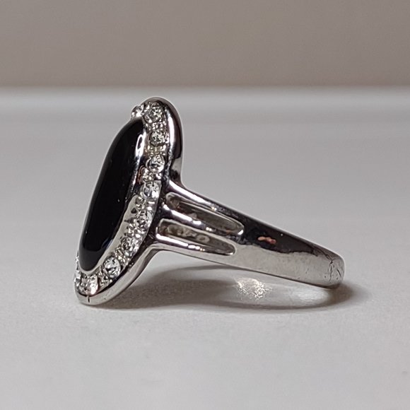 Silver Tone And Black Oval Shaped Ring Size 9 - Picture 6 of 11